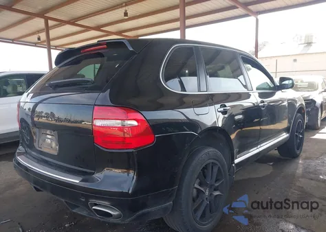 2010 Porsche Cayenne из США, поврежденный, VIN WP1AA2AP8ALA03543